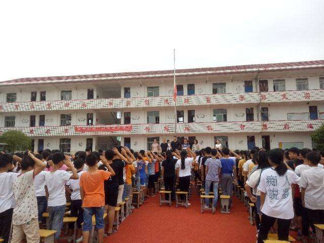 吉安安?？h城東學校18.5KW箱式無負壓供水設備一套